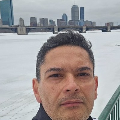 Rubens Silva, coureur engagé pour l’Union pour l’Enfance au Semi de Paris 2027